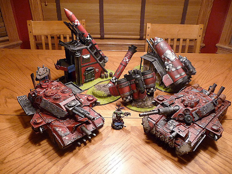 Ork Pulsa Rokkets and Skullammer Tanks Ork Pulsa Rokkets and Skullammer Tanks